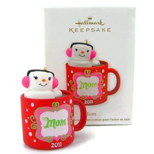 Hallmark Keepsake Mom Hot Cocoa Chocolate Marshmallow Christmas Ornament 2011
